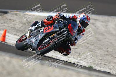 media/Nov-01-2025-TrackDaz (Sat) [[2b4d5192bc]]/A Group/12pm (Turn 2 (Outside)/